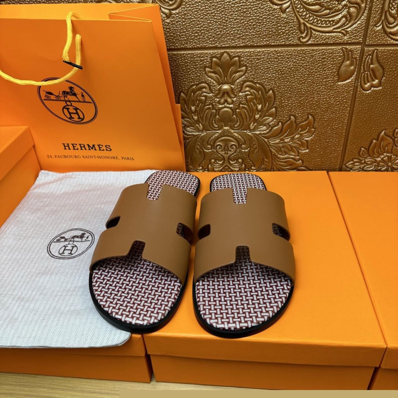 H**mes slippers